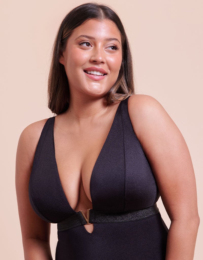 Curvy Kate Siren Seas Non-Wired Plunge Swimsuit in Black in Black with gold hardware, studio detail