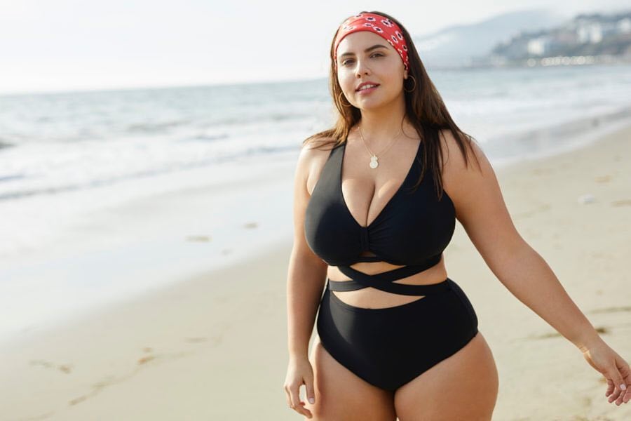 @anna.krylova wearinga black swimwear by Eloquii