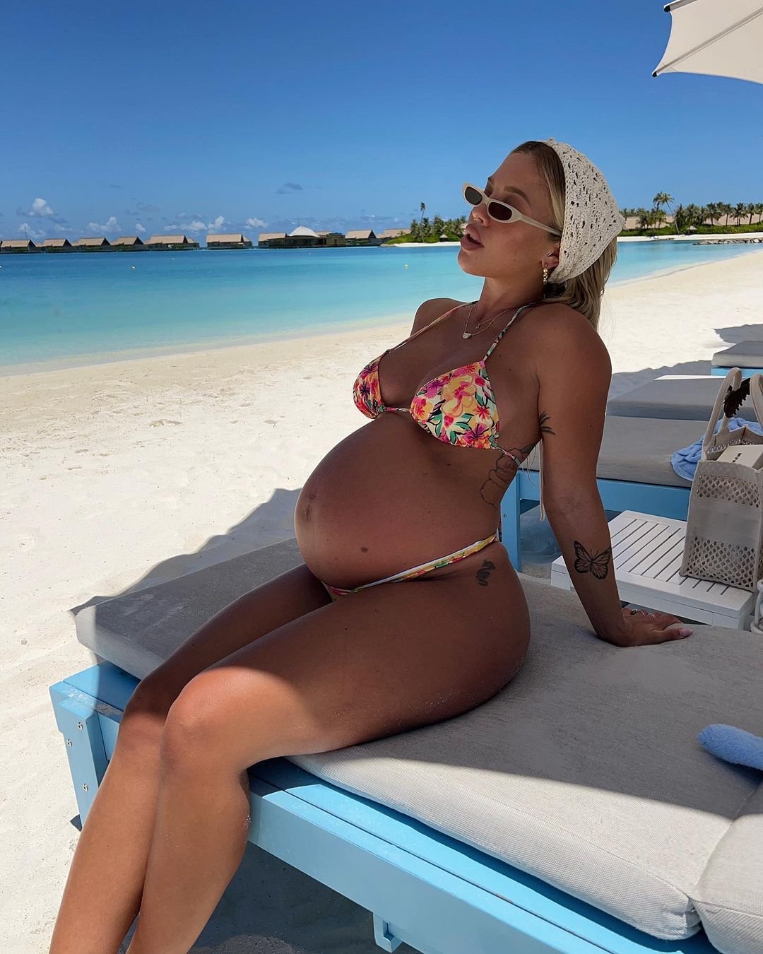 Tammy Hembrow wearing the Santa Cruz bikini by Bareminimale