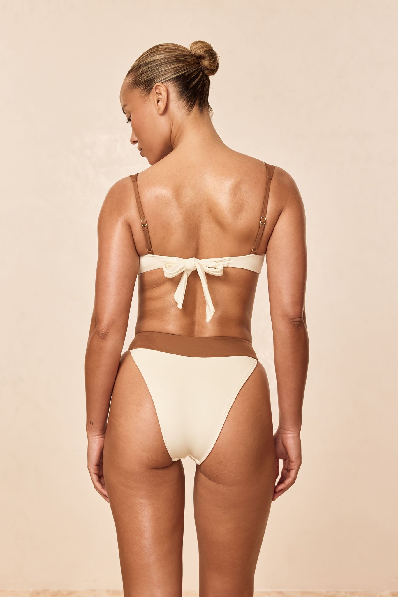 Cala Roja Top - Ivory/Caramel